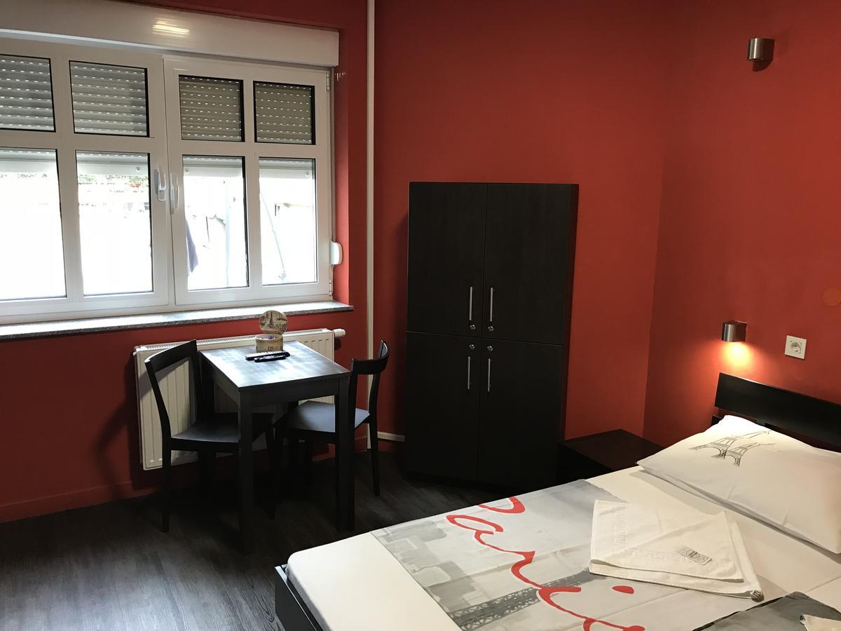 Hostel Paris Zagrzeb Zewnętrze zdjęcie