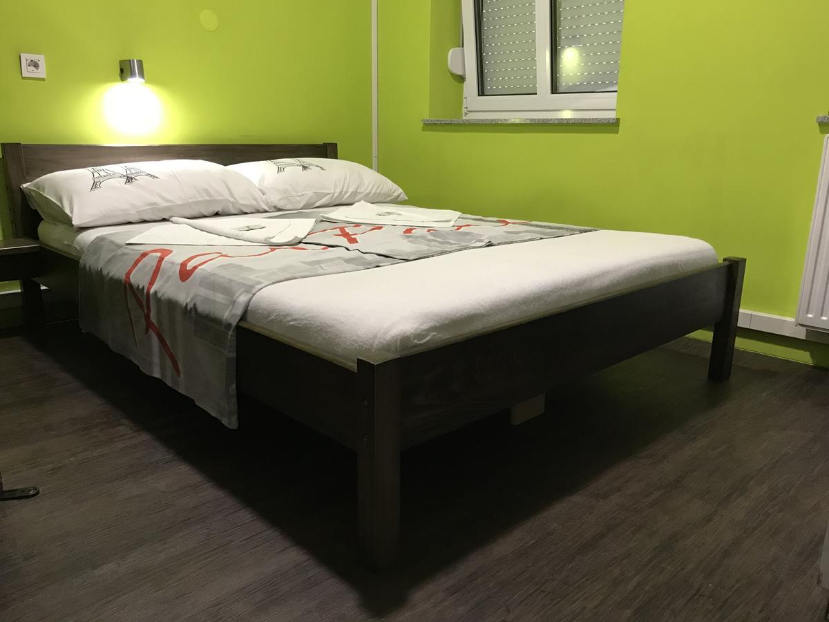 Hostel Paris Zagrzeb Zewnętrze zdjęcie